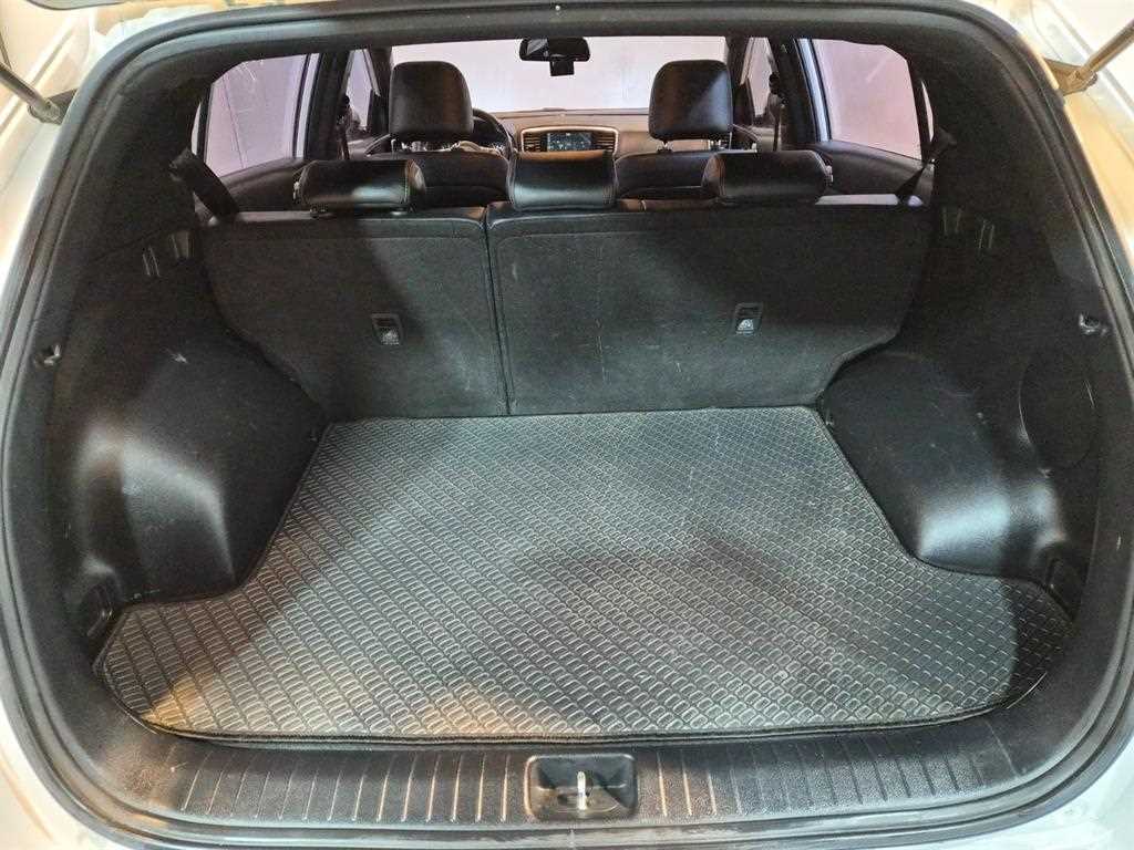 KIA Sportage - Vista 5