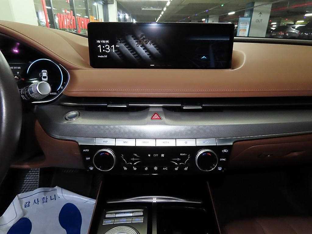 Genesis G80 - Vista 11