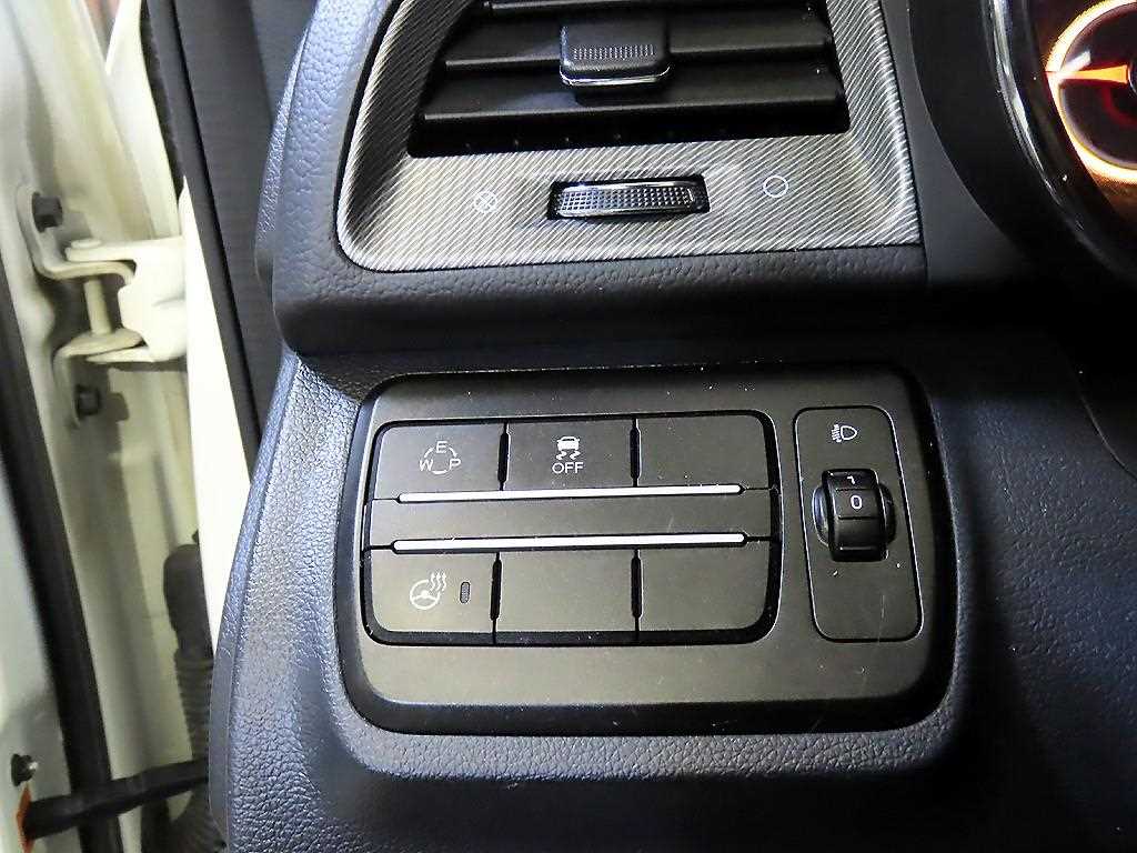 Ssangyong Tivoli 2017 Blanco - Importación desde Corea - HF Imports Iquique - Foto 16