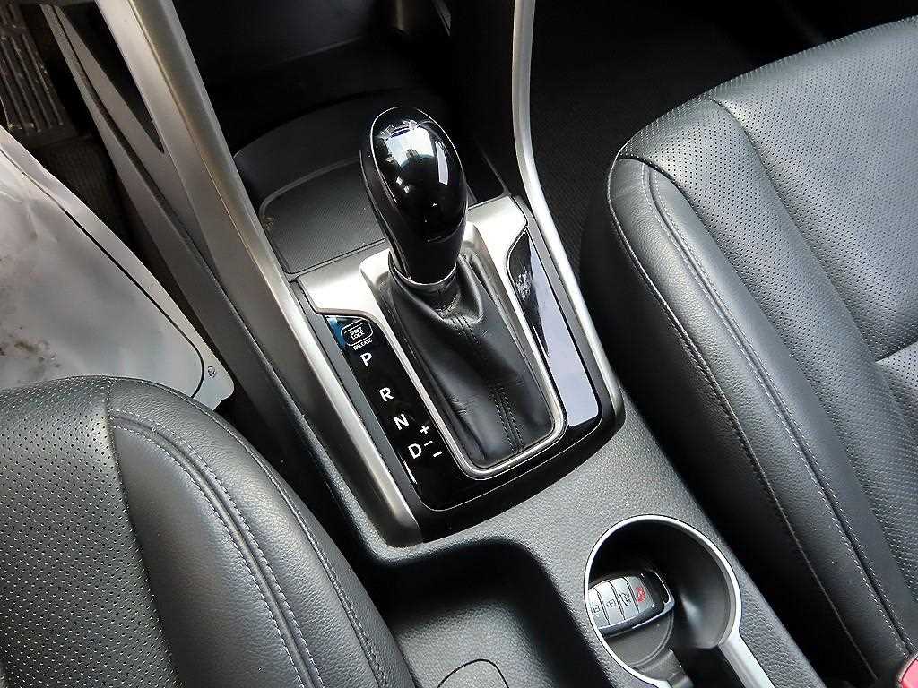 HYUNDAI i30 - Vista 10