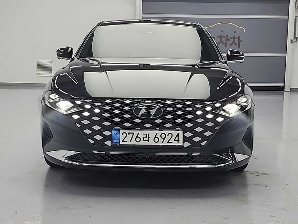 HYUNDAI Grandeur - Vista 2