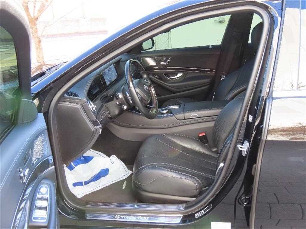 Mercedes Benz S Class - Vista 12