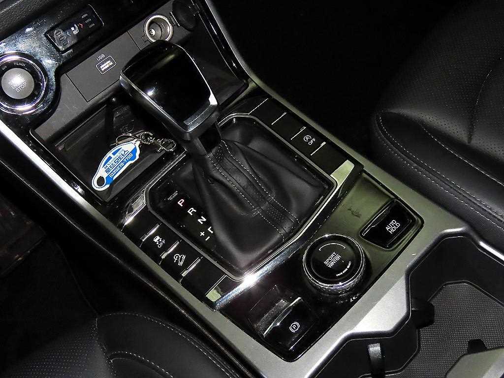 Ssangyong Korando - Vista 12