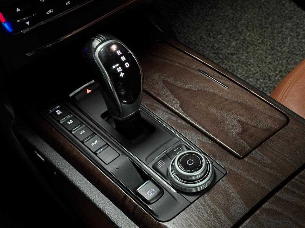 Maserati Ghibli - Vista 10