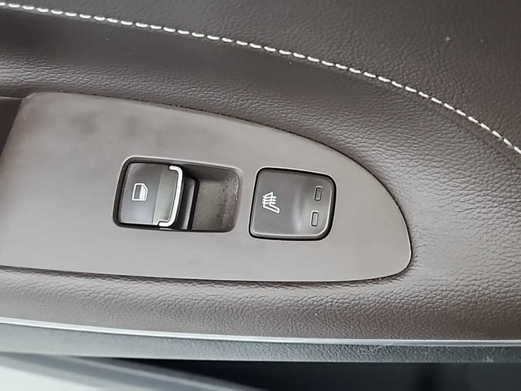 HYUNDAI Grandeur 2017 Negro - Importación desde Corea - HF Imports Iquique - Foto 16