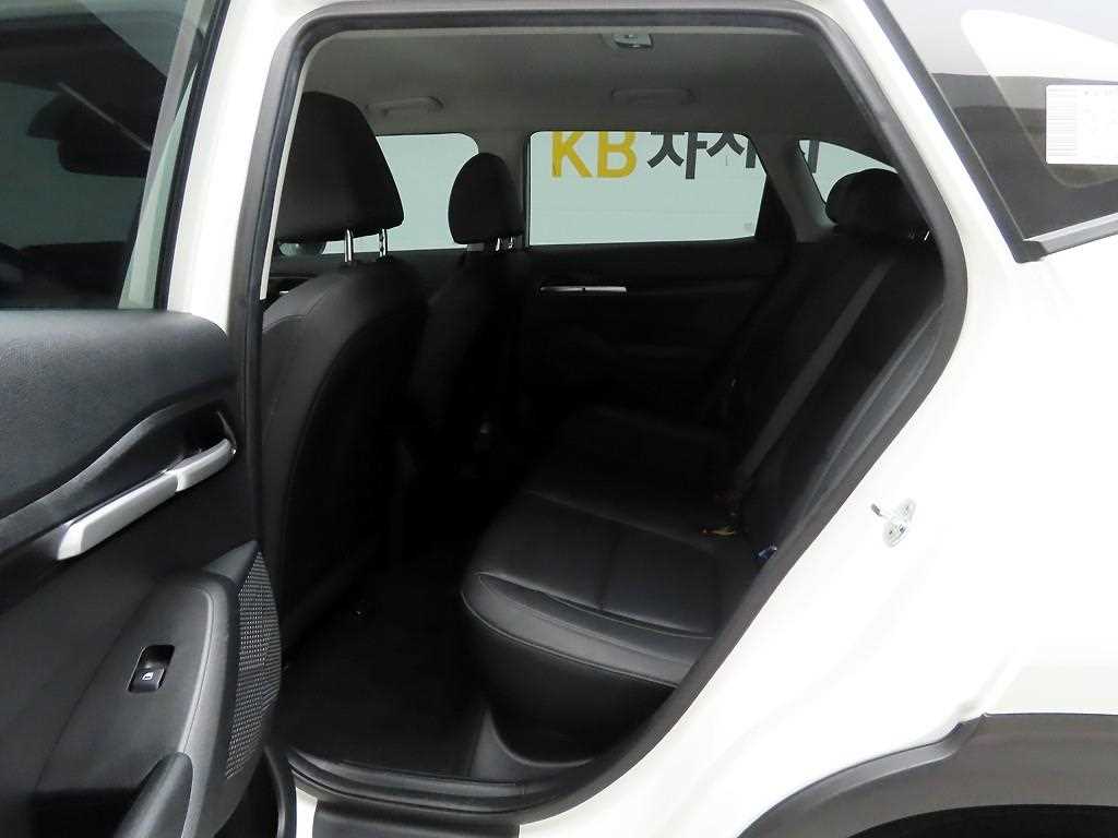 KIA Seltos 2022 Blanco - Importación desde Corea - HF Imports Iquique - Foto 14