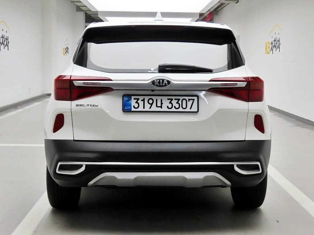 KIA Seltos - Vista 3