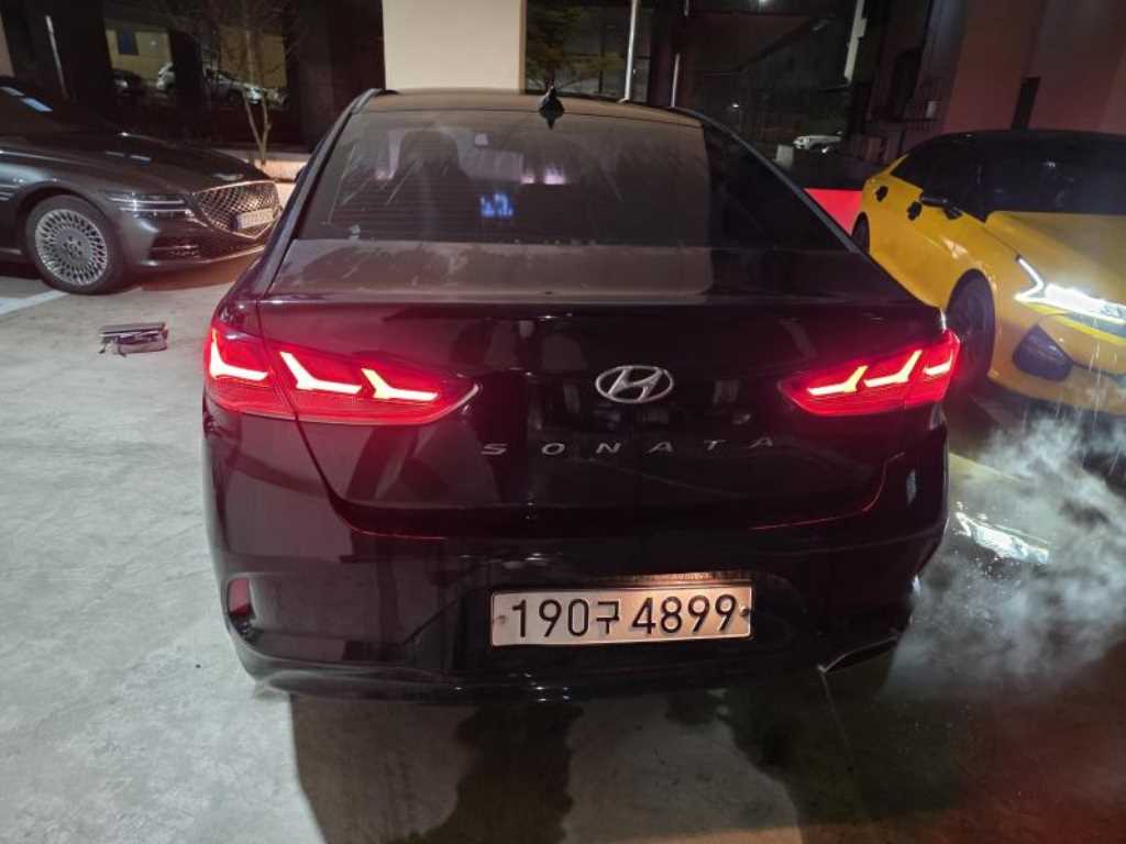 HYUNDAI Sonata - Vista 4