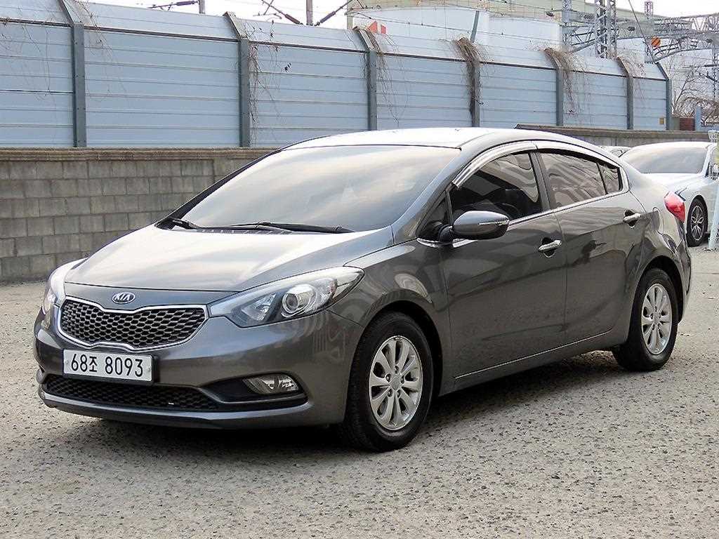 KIA K3 - Vista 2