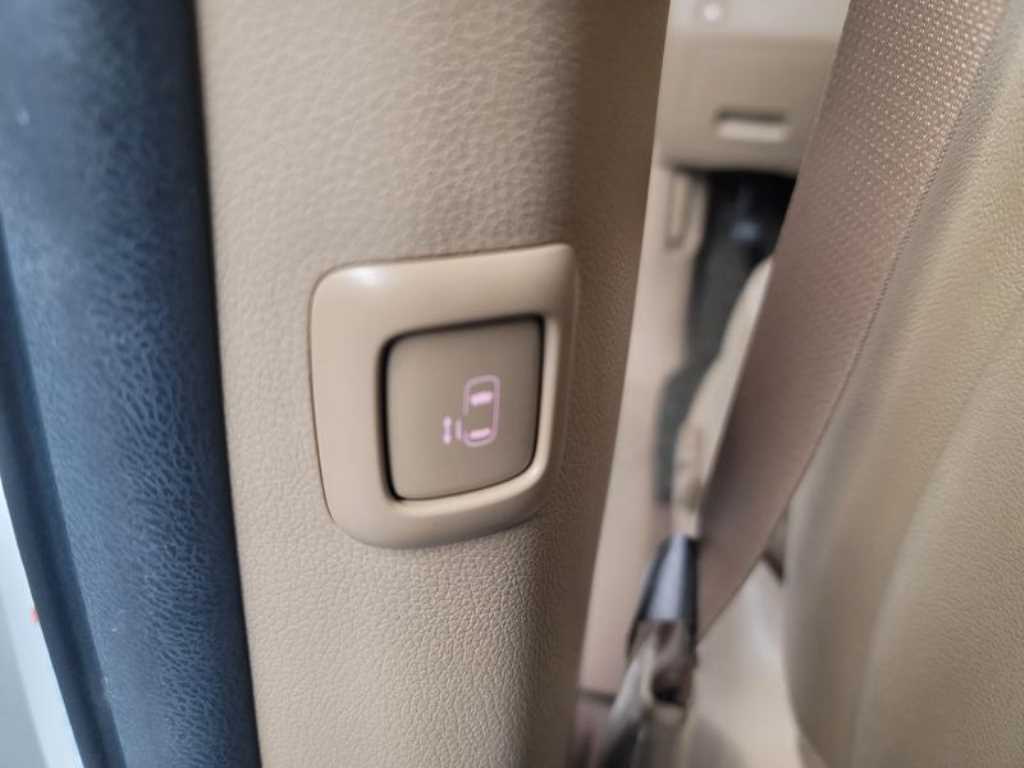 KIA Carnival 2016 Blanco - Importación desde Corea - HF Imports Iquique - Foto 16