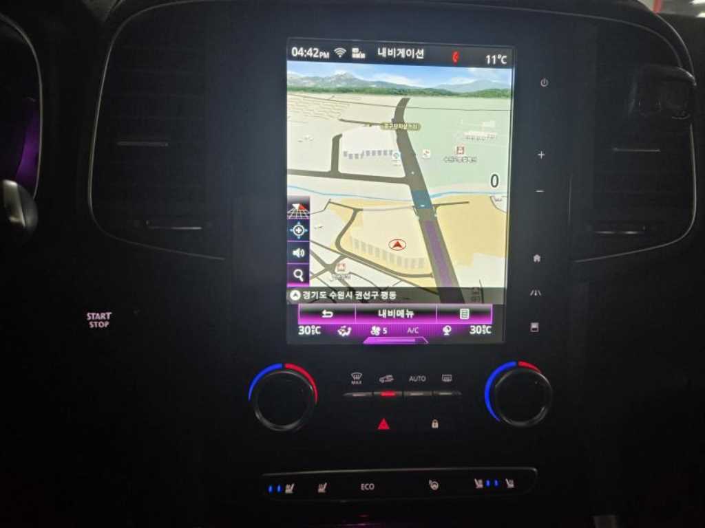 SAMSUNG QM6 - Vista 10