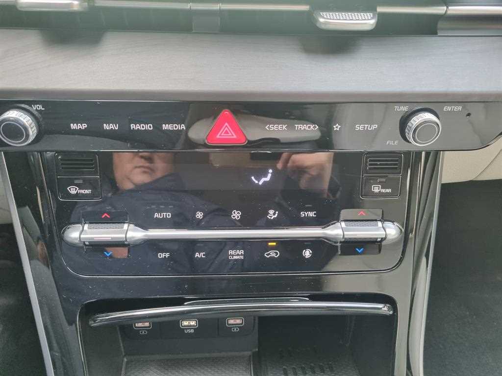 KIA Carnival 2021 Negro - Importación desde Corea - HF Imports Iquique - Foto 15