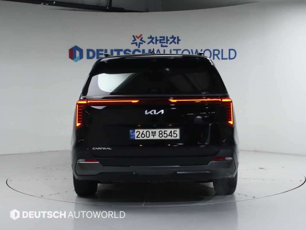 KIA Carnival - Vista 4