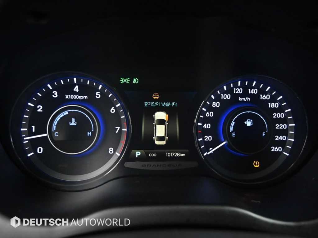 HYUNDAI Grandeur - Vista 8