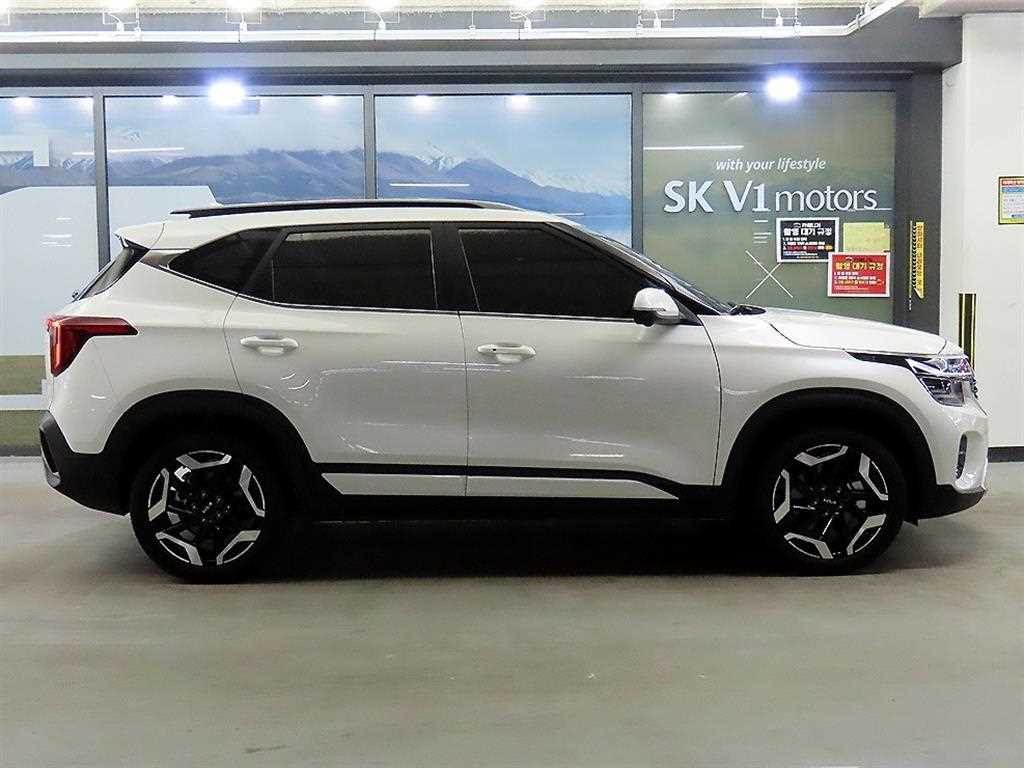 KIA Seltos - Vista 3