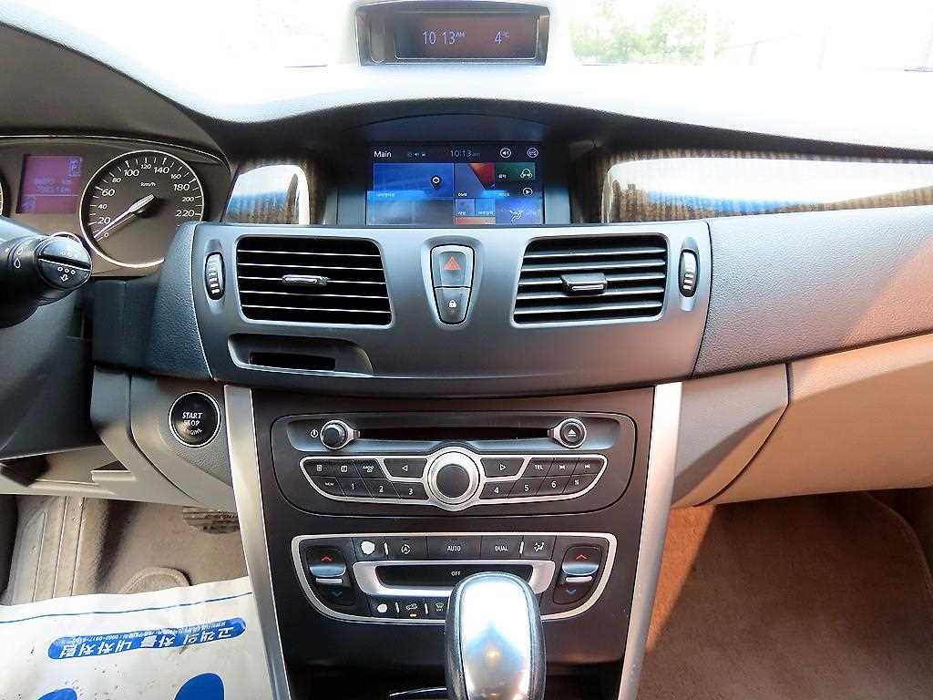 SAMSUNG SM5 2011 Blanco - Importación desde Corea - HF Imports Iquique - Foto 13