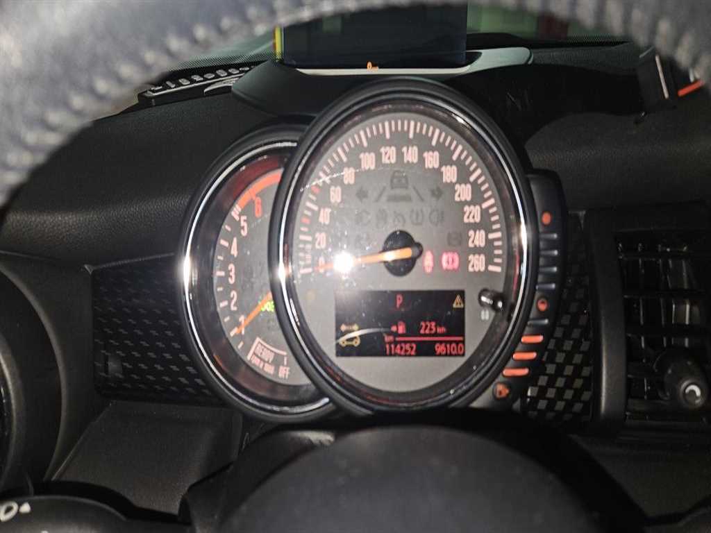 Mini Cooper - Vista 5