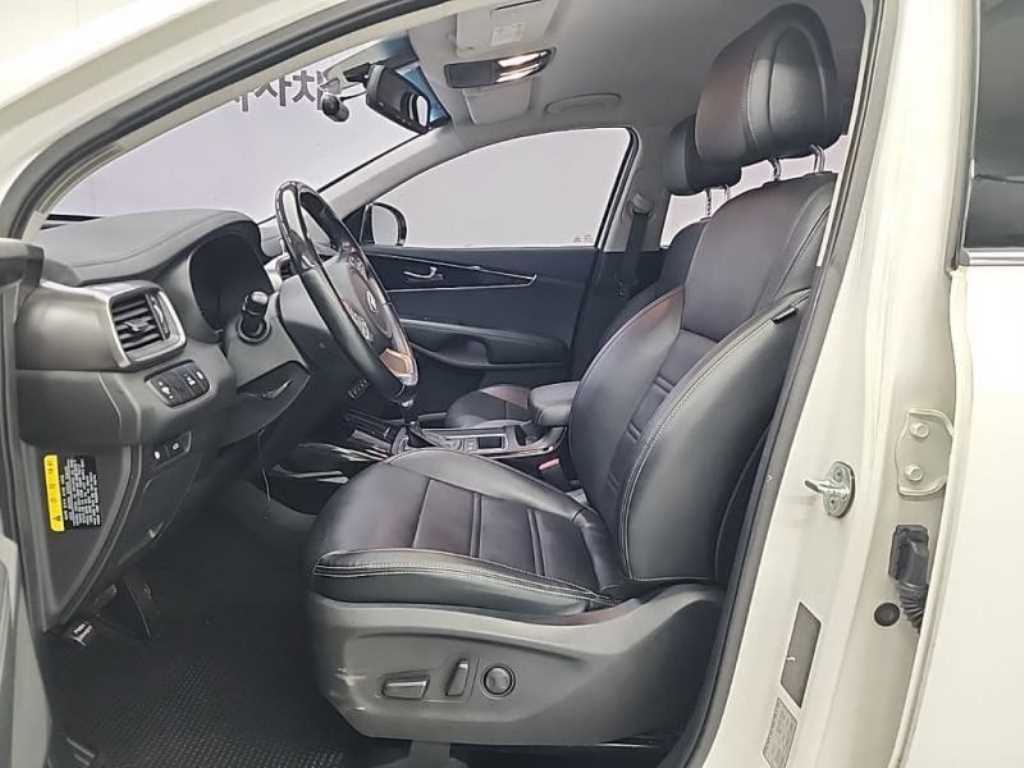KIA Sorento - Vista 11