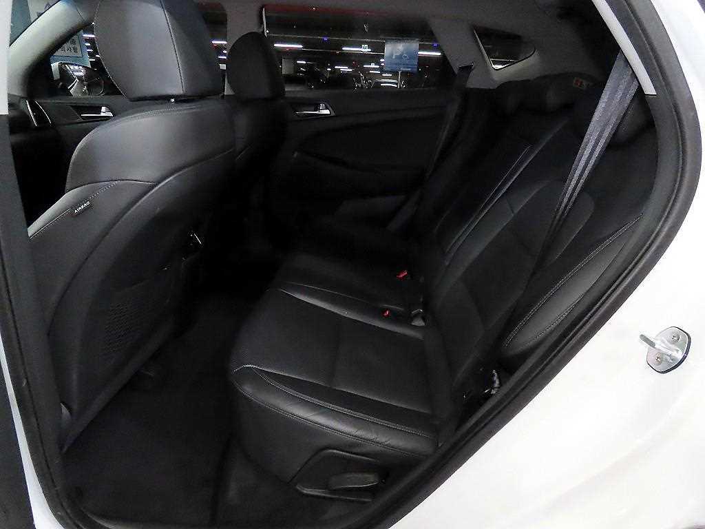 HYUNDAI Tucson - Vista 7