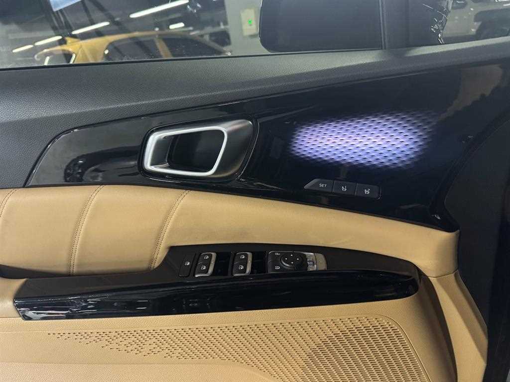 KIA Carnival - Vista 9