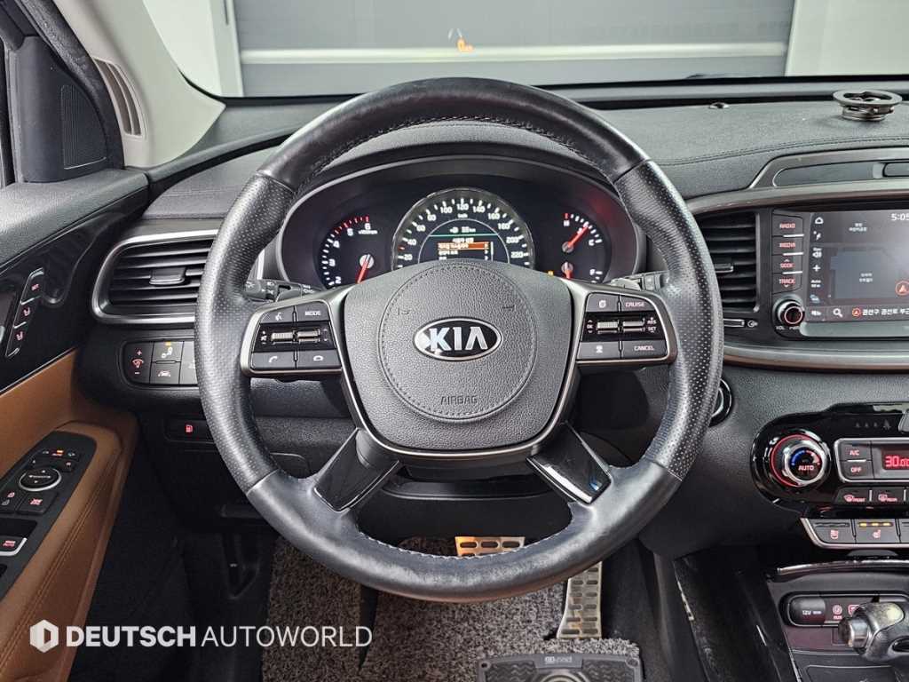 KIA Sorento 2019 Negro - Importación desde Corea - HF Imports Iquique - Foto 13