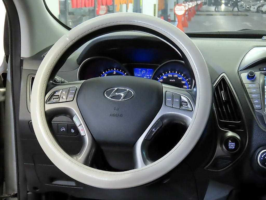 HYUNDAI Tucson - Vista 8