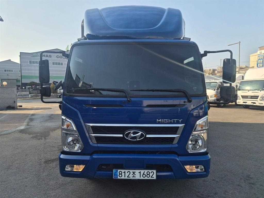 medium and large cargo truck - Vista 2