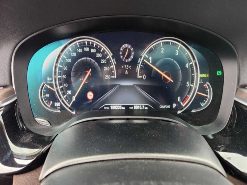 BMW 5 Series - Vista 7