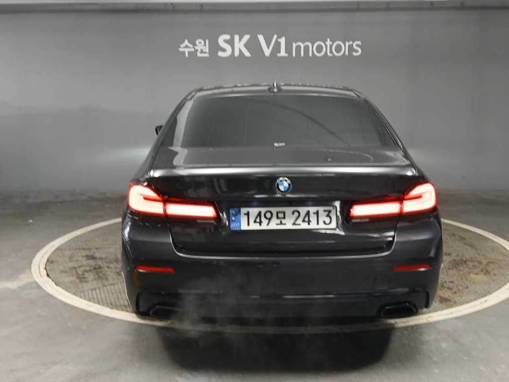 BMW 5 Series - Vista 5