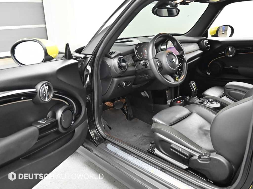 Mini Cooper Electric - Vista 11