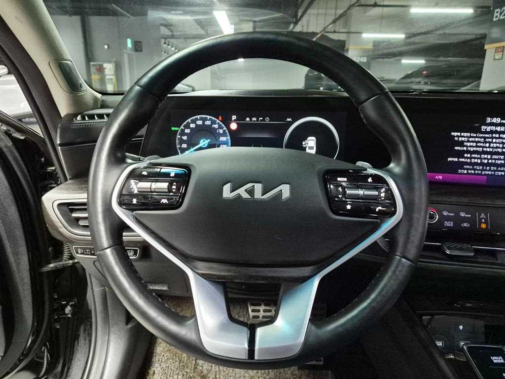 KIA K8 - Vista 12