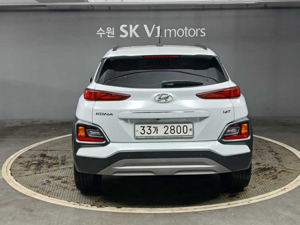 HYUNDAI Kona - Vista 5