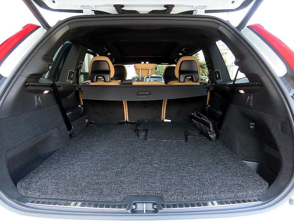 Volvo XC90 - Vista 6