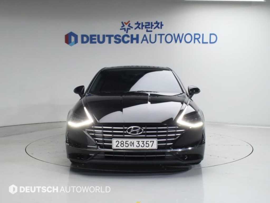 HYUNDAI Sonata - Vista 3