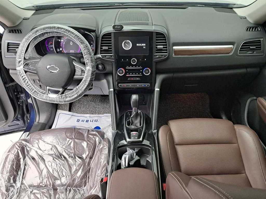 SAMSUNG QM6 - Vista 6