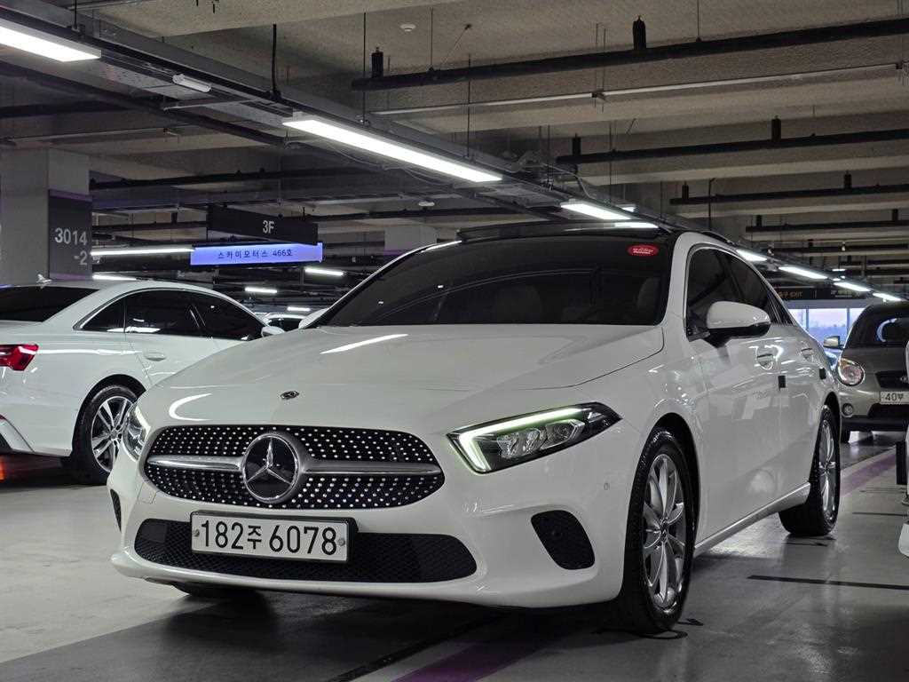 Mercedes Benz A Class - Vista 2