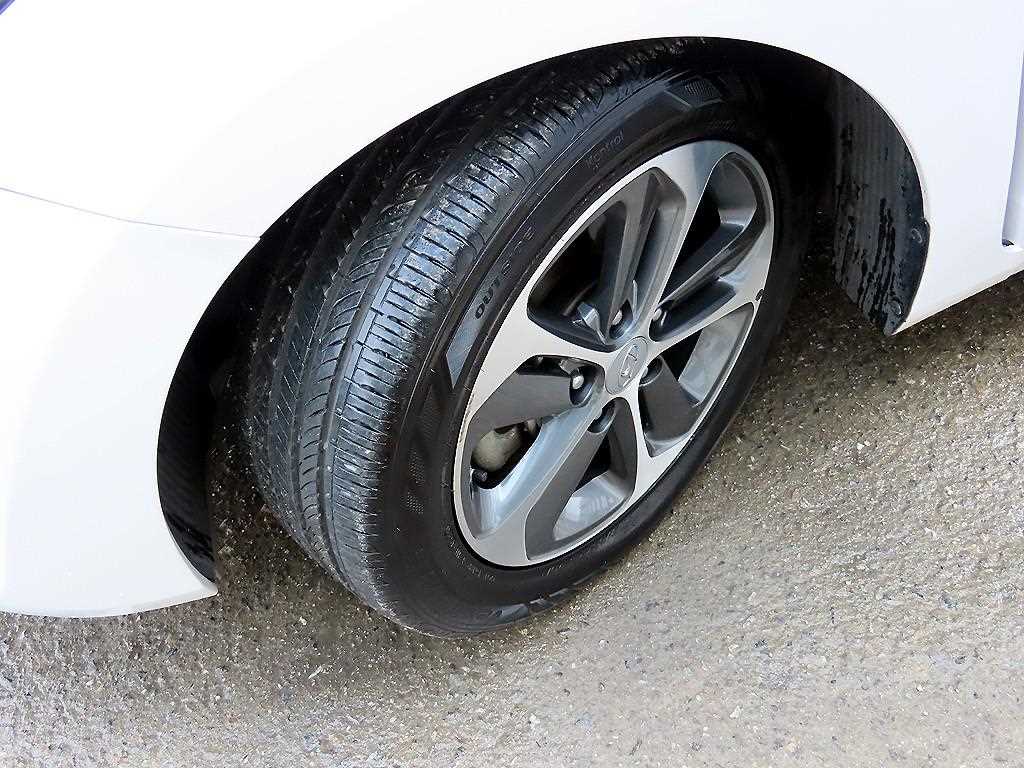 HYUNDAI i30 2015 Blanco - Importación desde Corea - HF Imports Iquique - Foto 19