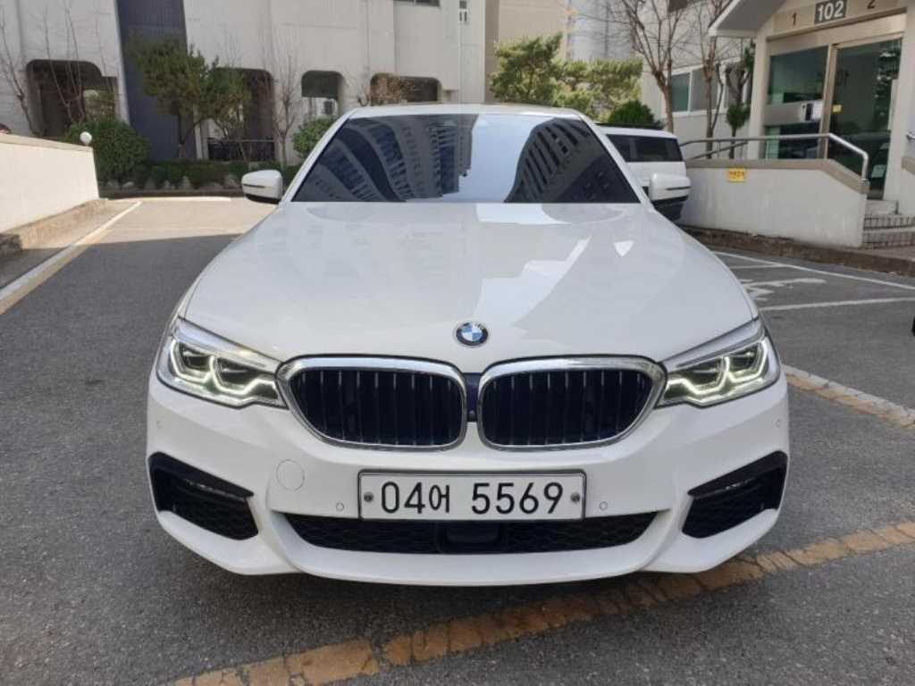 BMW 5 Series 2018 - Importación desde Corea - HF Imports Iquique - Foto 1