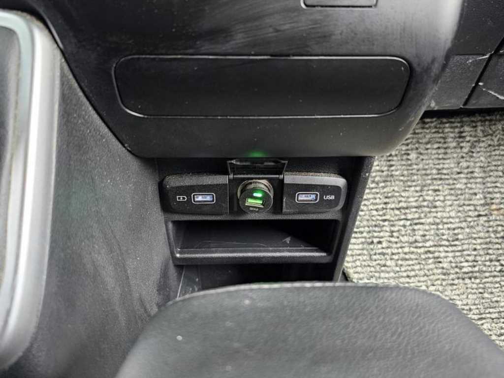 HYUNDAI Staria 2022 Gris - Importación desde Corea - HF Imports Iquique - Foto 19