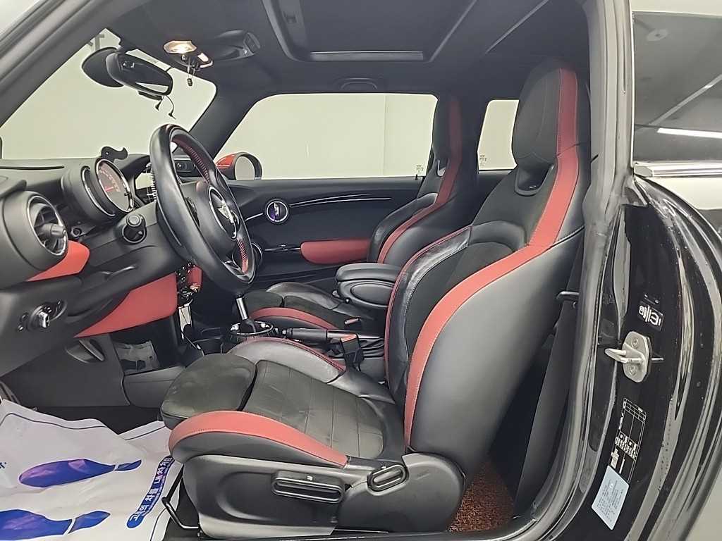 Mini Cooper - Vista 11