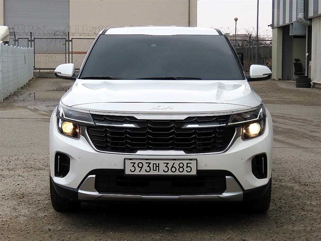 KIA Seltos 2024 Blanco - Importación desde Corea - HF Imports Iquique - Foto 1