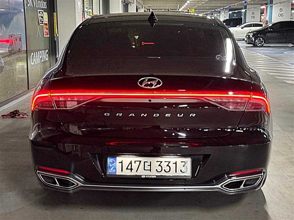 HYUNDAI Grandeur - Vista 6