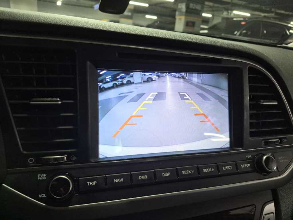 HYUNDAI Avante 2017 Blanco - Importación desde Corea - HF Imports Iquique - Foto 16