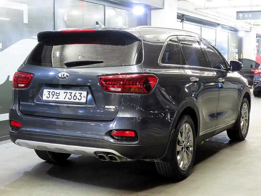 KIA Sorento - Vista 4