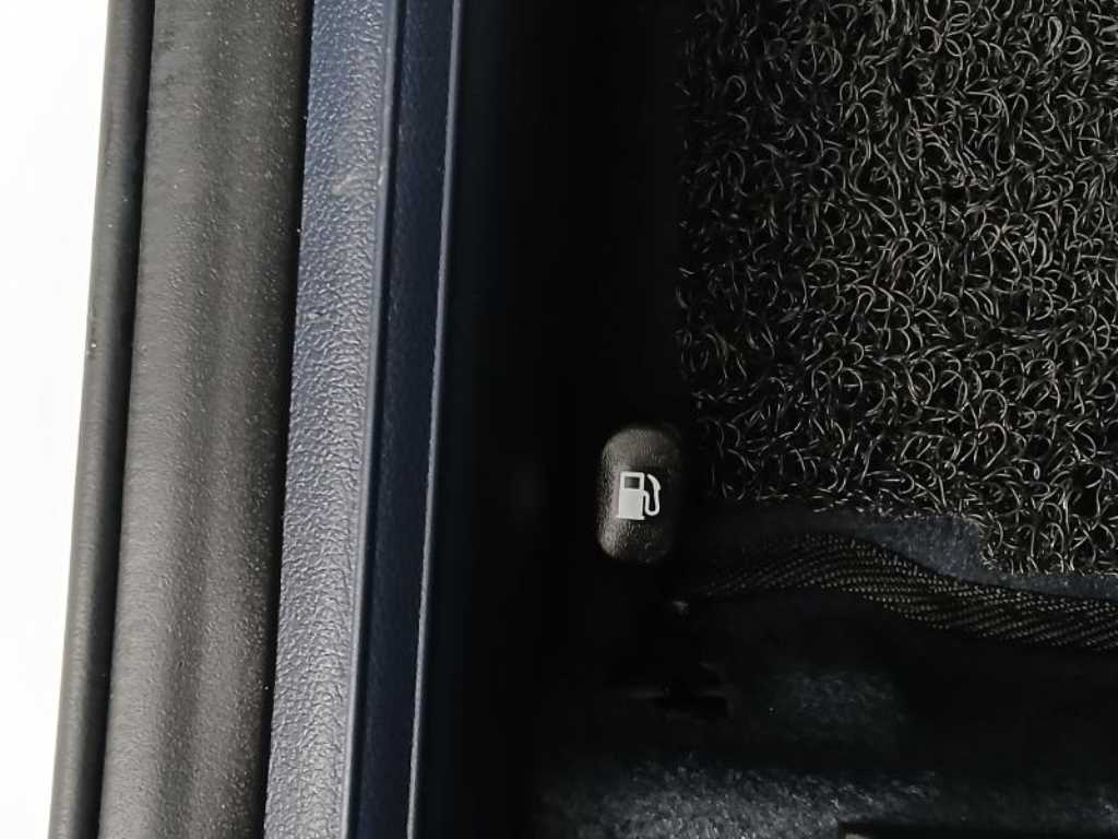 HYUNDAI Venue - Vista 12