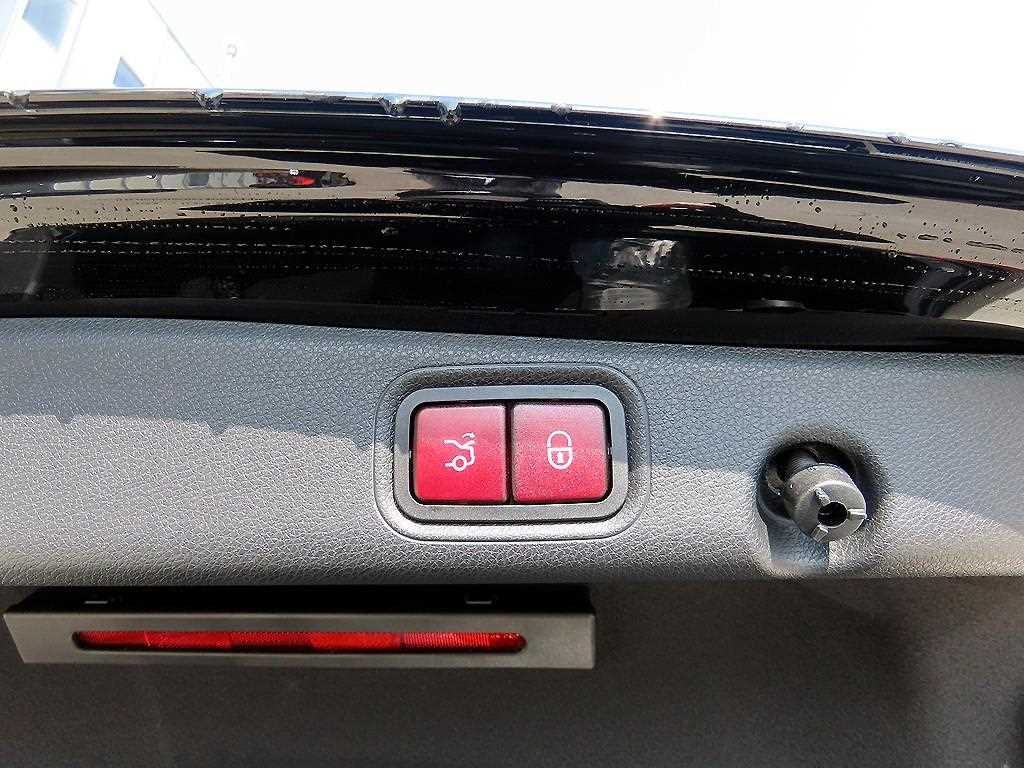 Mercedes Benz E class 2019 Negro - Importación desde Corea - HF Imports Iquique - Foto 15