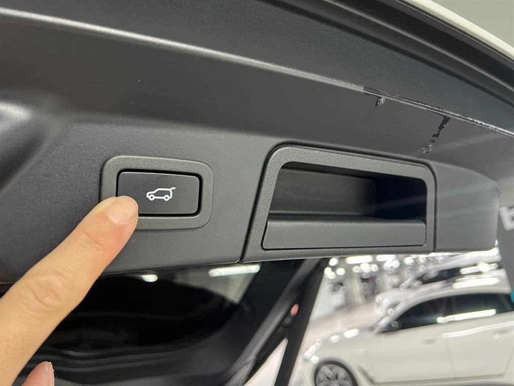 Land Rover Range Rover Bella 2019 Blanco - Importación desde Corea - HF Imports Iquique - Foto 16