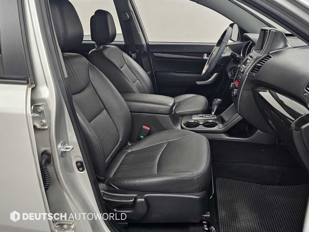 KIA Sorento - Vista 10