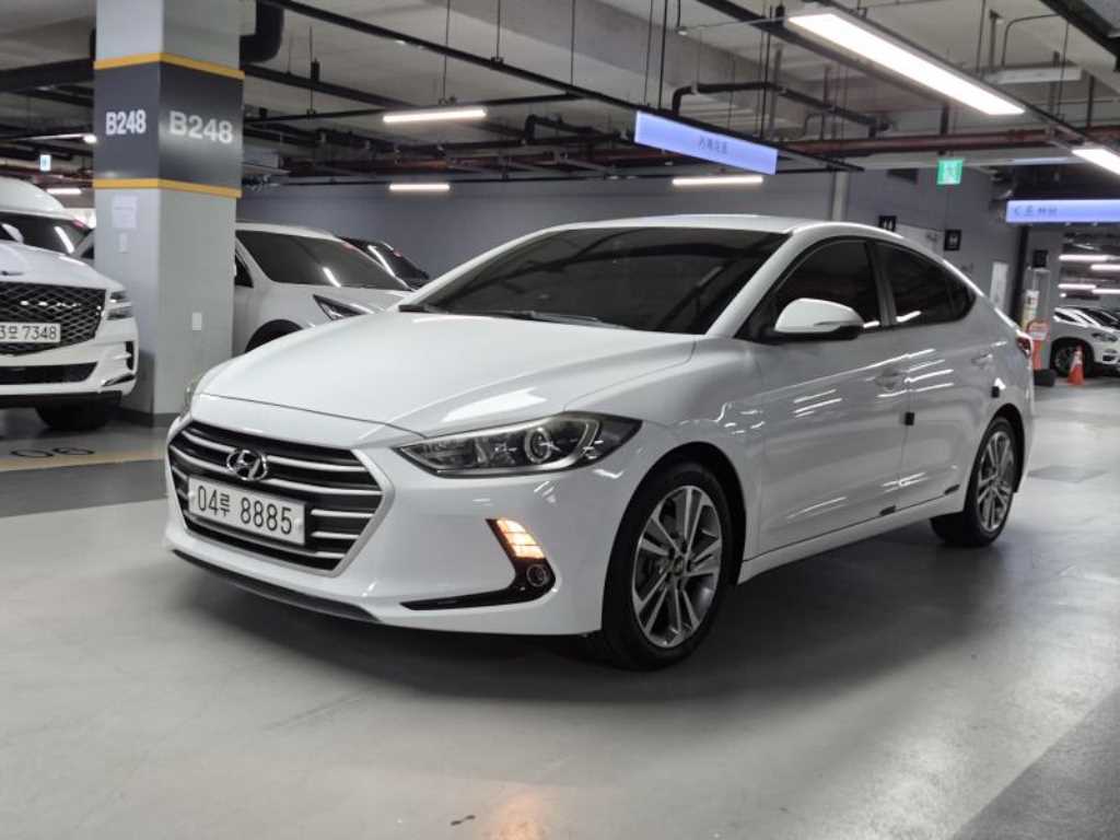 HYUNDAI Avante 2017 Blanco - Importación desde Corea - HF Imports Iquique - Foto 1