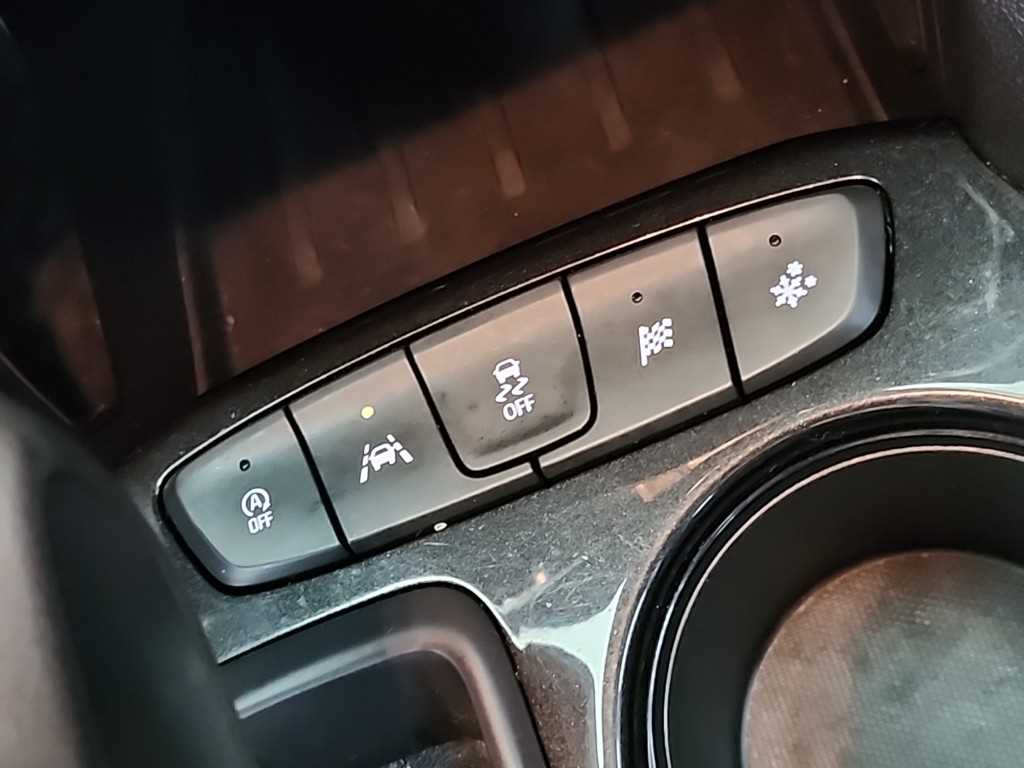 Chevrolet Trail Blazer 2021 Blanco - Importación desde Corea - HF Imports Iquique - Foto 15